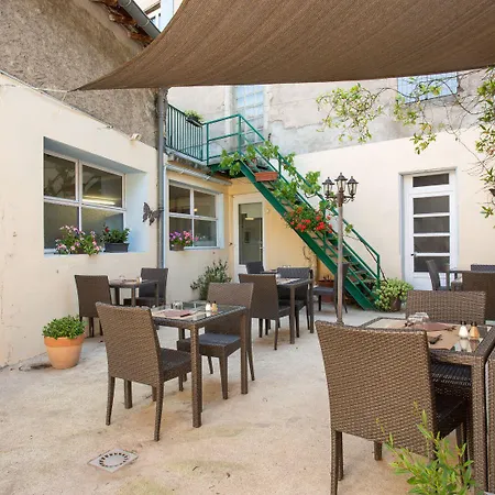 Logis - Le Boulevard Hotel 2*