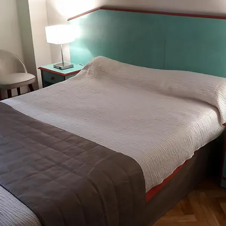 Logis - Le Boulevard Мазаме