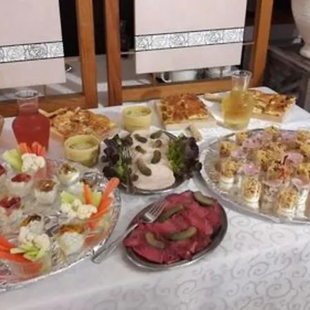 Logis - Le Boulevard Отель