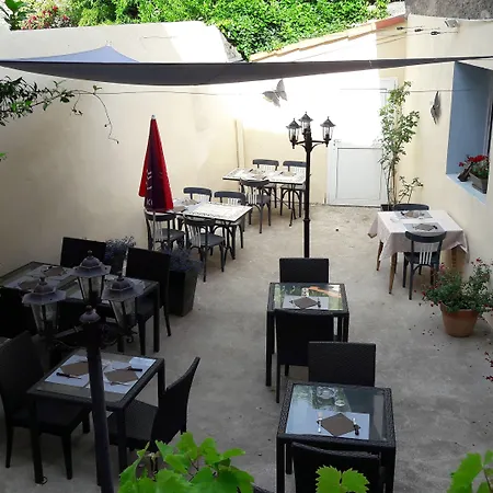 Logis - Le Boulevard 2*