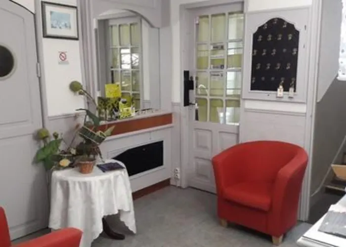 Hotel Logis - Le Boulevard 2*