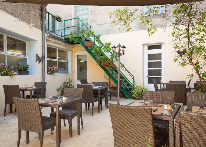 Logis - Le Boulevard Hotel 2*